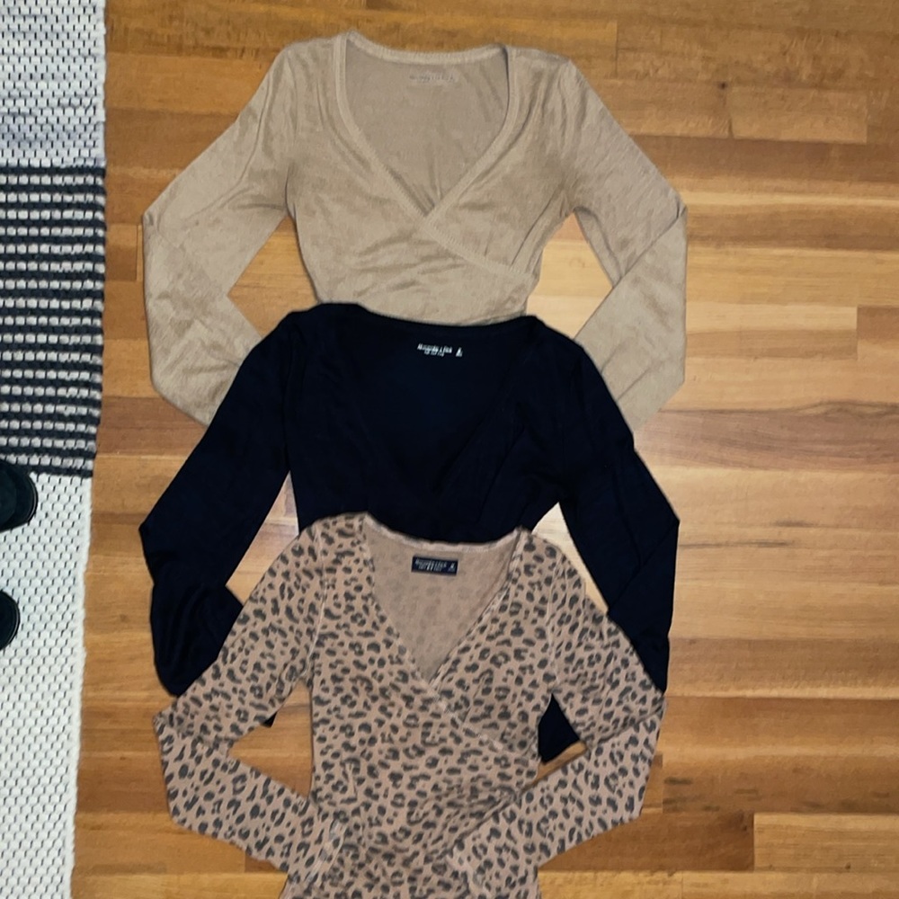 Bundle of 3 Abercrombie & Fitch Soft wrap sweater bodysuits - Medium